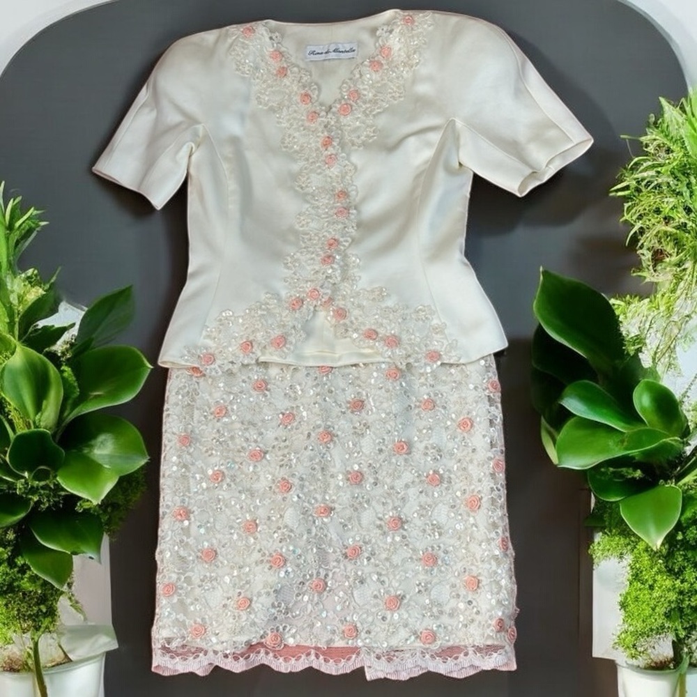 Vintage RINA diMONTELLA Blazer & Skirt set Lace and Rose Bud Embroidery Size 6 - Picture 17 of 17